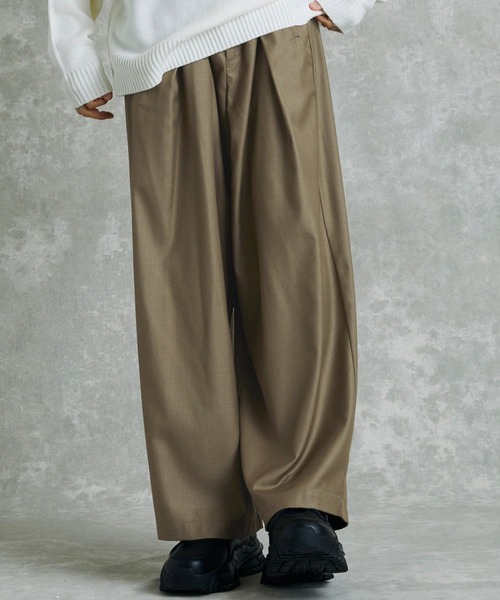 act'm(アクトム)の「TRタックワイドストレートスラックスパンツ(スラックス・メンズ・ブラック/モカ/グレイッシュベージュ/ライトブルーグレー・S/M/L)」の1枚目の写真