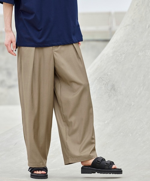 act'm(アクトム)の「TRタックワイドストレートスラックスパンツ(スラックス・メンズ・ブラック/モカ/グレイッシュベージュ/ライトブルーグレー・S/M/L)」の7枚目の写真