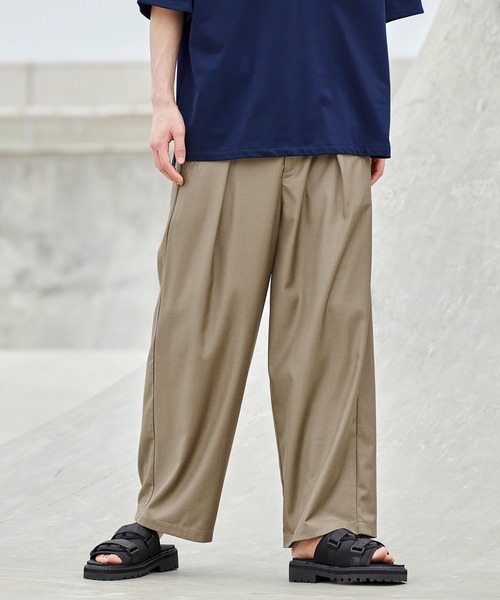 act'm(アクトム)の「TRタックワイドストレートスラックスパンツ(スラックス・メンズ・ブラック/モカ/グレイッシュベージュ/ライトブルーグレー・S/M/L)」の9枚目の写真