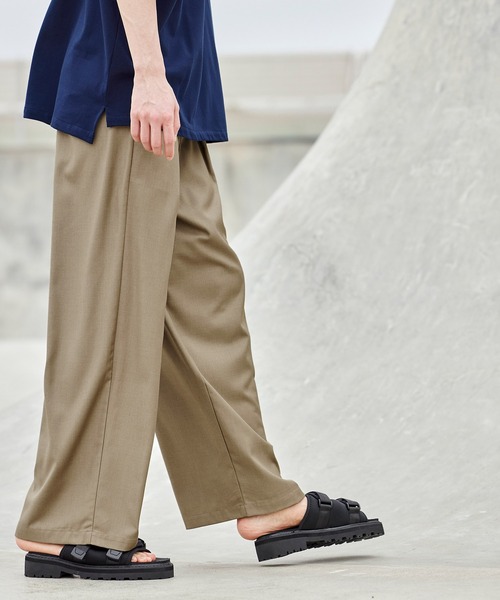 act'm(アクトム)の「TRタックワイドストレートスラックスパンツ(スラックス・メンズ・ブラック/モカ/グレイッシュベージュ/ライトブルーグレー・S/M/L)」の14枚目の写真