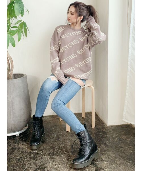 GYDA（ジェイダ）の「SIDE RIPPED スキニーデニムPT（デニムパンツ・レディース・ライトブルー/ブルー・SMALL/MEDIUM/LARGE/X-SMALL/X-LARGE）」の16枚目の写真