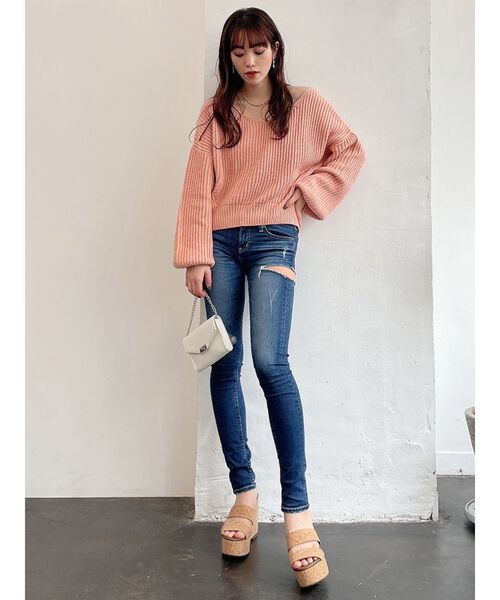 GYDA（ジェイダ）の「SIDE RIPPED スキニーデニムPT（デニムパンツ・レディース・ライトブルー/ブルー・SMALL/MEDIUM/LARGE/X-SMALL/X-LARGE）」の13枚目の写真