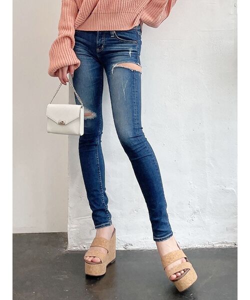 GYDA（ジェイダ）の「SIDE RIPPED スキニーデニムPT（デニムパンツ・レディース・ライトブルー/ブルー・SMALL/MEDIUM/LARGE/X-SMALL/X-LARGE）」の10枚目の写真