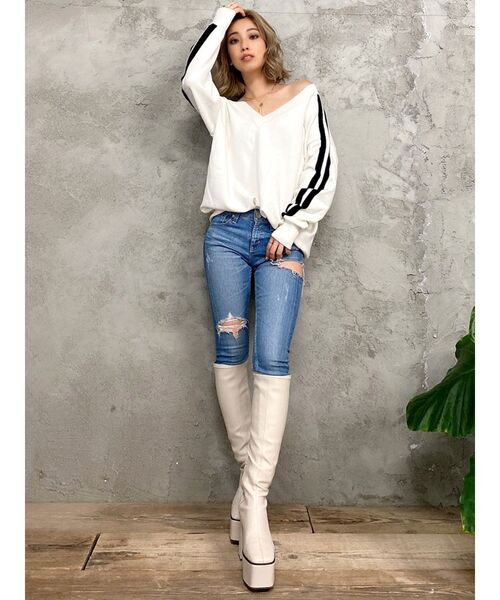 GYDA（ジェイダ）の「SIDE RIPPED スキニーデニムPT（デニムパンツ・レディース・ライトブルー/ブルー・SMALL/MEDIUM/LARGE/X-SMALL/X-LARGE）」の21枚目の写真