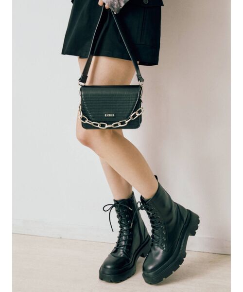 EVRIS（エヴリス）の「ワイドチェーンショルダーミニBAG（ショルダーバッグ・レディース・ブラック/ベージュ/ブルー・FREE）」の22枚目の写真