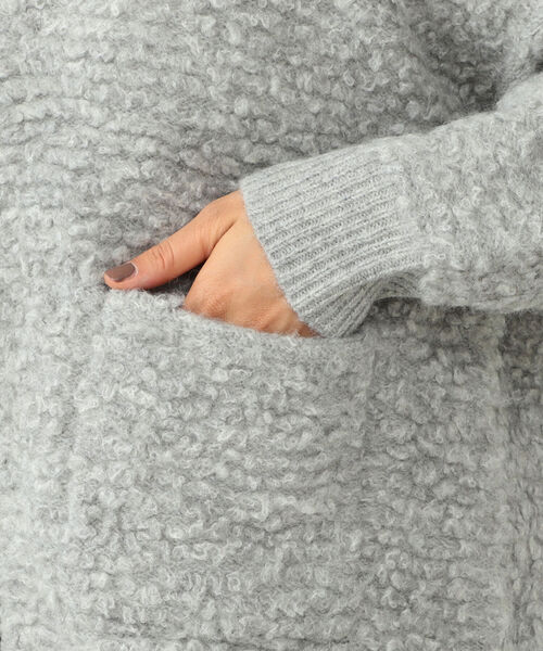 CAROLINA GLASER（カロリナ グレイサー）の「CAROLINA GLASER / ループニット カーディガン（ニット/セーター・レディース・ベージュ/グレー・ONE SIZE）」の9枚目の写真
