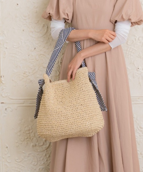 BASE（ベース）の「テープハンドル かごバッグ トートバッグ（かごバッグ・レディース・ブラック/ベージュ/ネイビー/ブラウン/グレー/カーキ/ピンク/ダークベージュ・FREE）」の4枚目の写真
