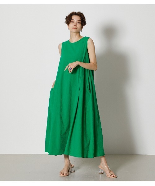 新品✴️未使用✴️アダバット　ワンピース&ペチコート付き　42(LL)　グリーン AZUL by moussy（アズールバイマウジー）の「RELAX TUCK FLARE OP