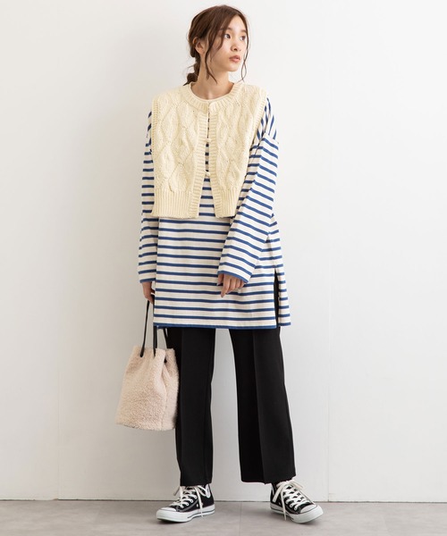 POU DOU DOU（プードゥドゥ）の「透かし編みショートニットベスト（ベスト・レディース・ネイビー/アイボリー/キャメル・3）」の10枚目の写真