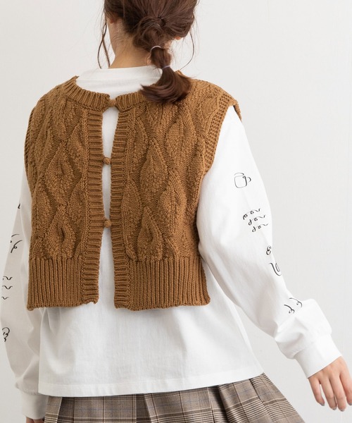 POU DOU DOU（プードゥドゥ）の「透かし編みショートニットベスト（ベスト・レディース・ネイビー/アイボリー/キャメル・3）」の8枚目の写真