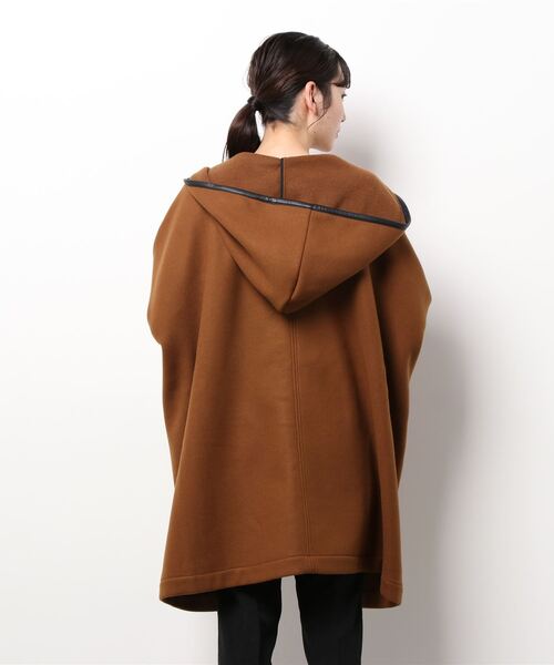 トラディショナルウェザーウェア　ケープコート Traditional Weatherwear（トラディショナル ウェザーウェア
