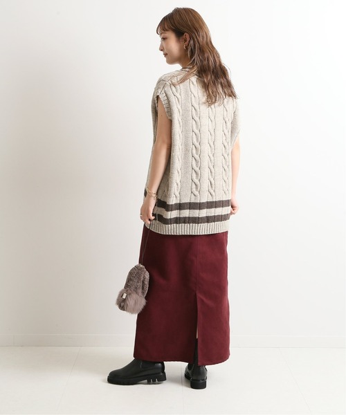 SLOBE IENA（スローブイエナ）の「【Oldderby Knitwear 】チルデンベスト◆（ベスト・レディース・ベージュ/ブラウン・FREE）」の20枚目の写真