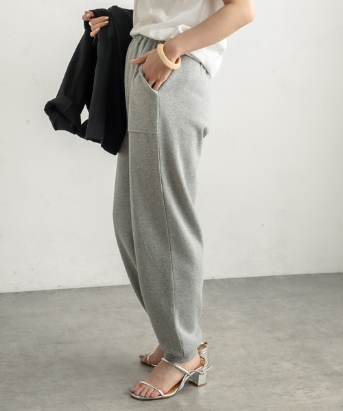 Omekashi(オメカシ)の「スウェットパンツ(スウェットパンツ・レディース・グレー/ベージュ/チャコールグレー・FREE)」の6枚目の写真