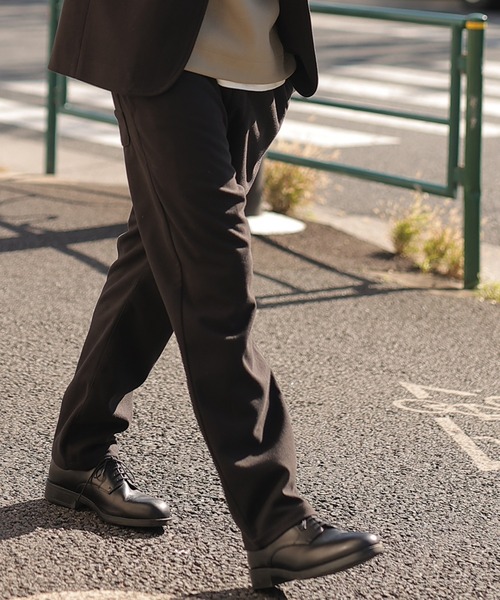 UNION STATION(ユニオンステーション)の「エアリーフラノイージーパンツ【セットアップ対応】(スラックス・メンズ・グレイッシュベージュ/チャコール/ブラック・L/M/S)」の8枚目の写真