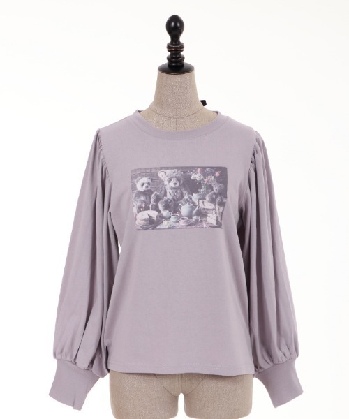 axes femme POETIQUE(アクシーズファムポエティック)の「おかしなお茶会長袖Tシャツ(Tシャツ/カットソー・レディース・ラベンダー/グレイッシュベージュ/ブルー・MEDIUM)」の13枚目の写真