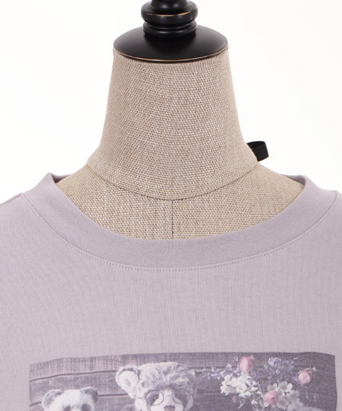 axes femme POETIQUE(アクシーズファムポエティック)の「おかしなお茶会長袖Tシャツ(Tシャツ/カットソー・レディース・ラベンダー/グレイッシュベージュ/ブルー・MEDIUM)」の8枚目の写真