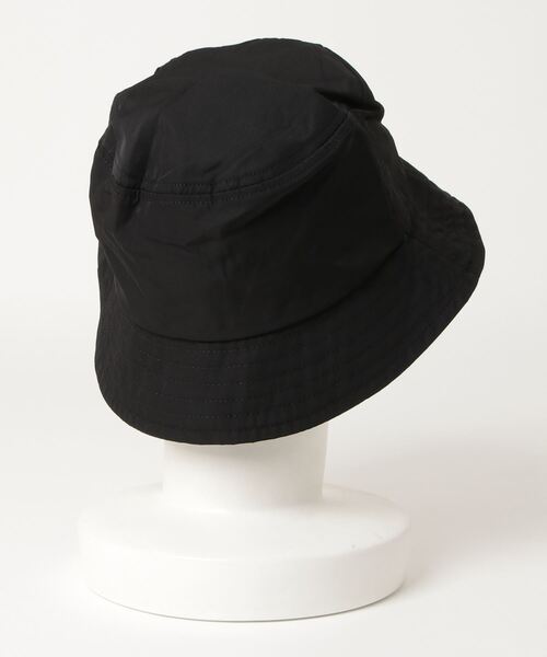 BLONDEY（ブロンディ）の「プレート付きバケットハット（ハット・レディース・ブラック・FREE）」の4枚目の写真