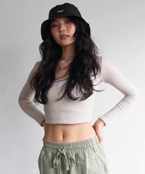 BLONDEY（ブロンディ）の「プレート付きバケットハット（ハット・レディース・ブラック・FREE）」の5枚目の写真