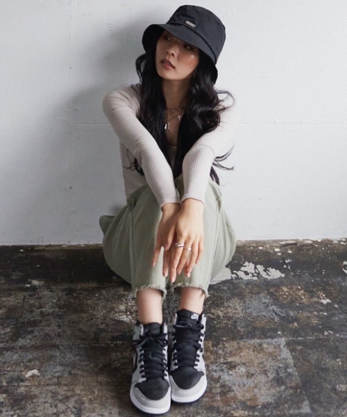 BLONDEY（ブロンディ）の「プレート付きバケットハット（ハット・レディース・ブラック・FREE）」の8枚目の写真