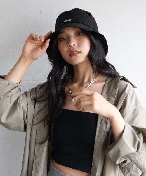 BLONDEY（ブロンディ）の「プレート付きバケットハット（ハット・レディース・ブラック・FREE）」の10枚目の写真