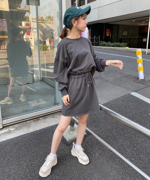 one after another NICE CLAUP（ワンアフターアナザーナイスクラップ）の「裏毛ミニスカート（スカート・レディース・アイボリー/スミクロ/ベージュ/ピンク/サックスブルー/グリーン・FREE）」の21枚目の写真