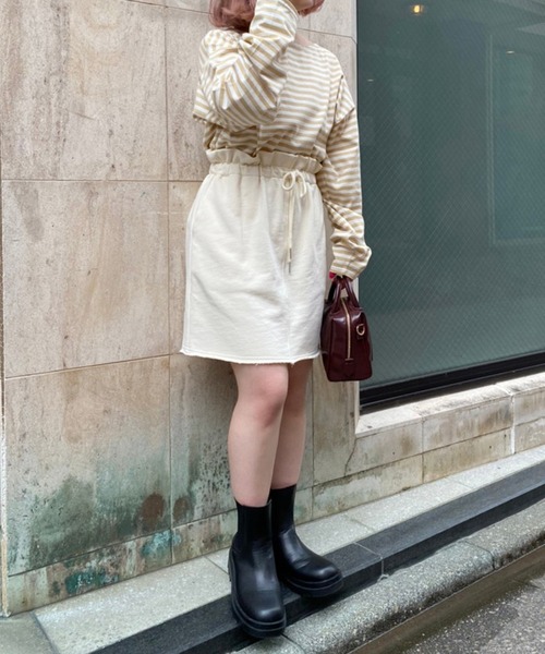 one after another NICE CLAUP（ワンアフターアナザーナイスクラップ）の「裏毛ミニスカート（スカート・レディース・アイボリー/スミクロ/ベージュ/ピンク/サックスブルー/グリーン・FREE）」の10枚目の写真