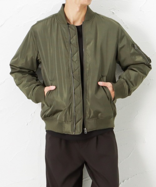 NAVY(ネイビー)の「MA-1タイプブルゾン 中綿ジャケット(MA-1・メンズ・ブラック/グレー/カーキ・M/L/XL/XXL)」の3枚目の写真