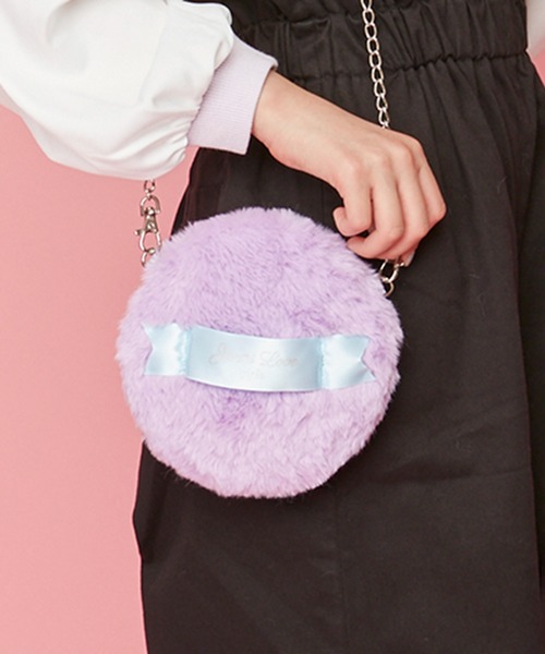JENNI love（ジェニィラブ）の「パフ風ファーポシェット（ショルダーバッグ・キッズ・オフホワイト/ラベンダー/ピンク・F）」の2枚目の写真
