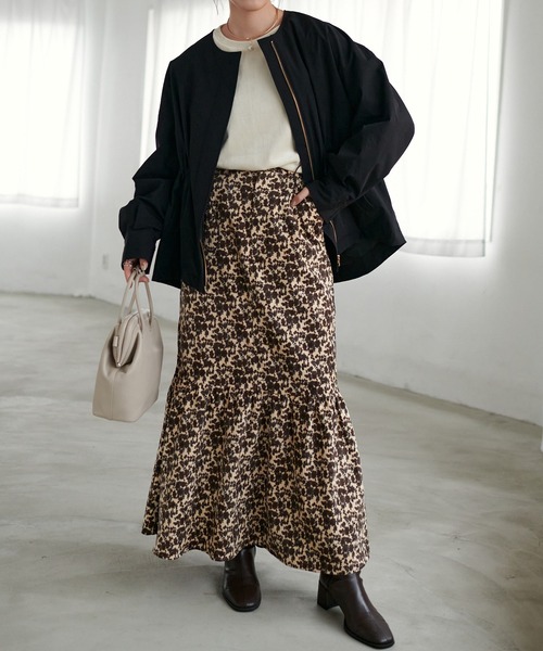 DISCOAT(ディスコート)の「ノーカラーウエストギャザーブルゾン(ブルゾン・レディース・ブラック/カーキ/ホワイト系その他・MEDIUM/LARGE)」の20枚目の写真