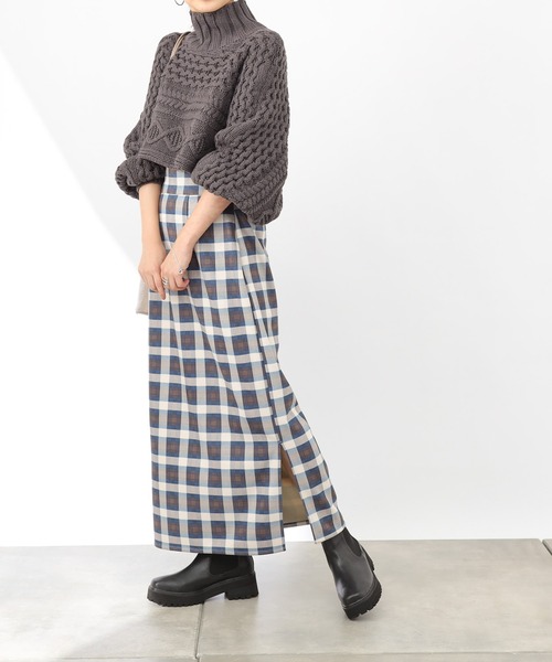 COLONY 2139（コロニートゥーワンスリーナイン）の「【TV媒体紹介商品】フェイクスエードハイウエストナロースカート（スカート・レディース・ベージュ/ベージュ系その他/グリーン/グリーン系その他/ブルー・SMALL/MEDIUM）」の5枚目の写真