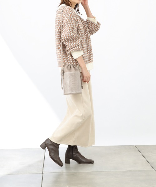 COLONY 2139（コロニートゥーワンスリーナイン）の「【TV媒体紹介商品】フェイクスエードハイウエストナロースカート（スカート・レディース・ベージュ/ベージュ系その他/グリーン/グリーン系その他/ブルー・SMALL/MEDIUM）」の16枚目の写真