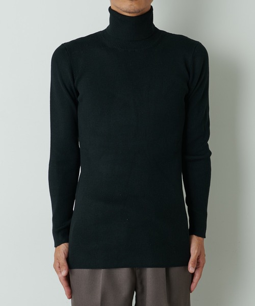 Lui's（ルイス）の「スリムタートルニット（ニット/セーター・メンズ・ホワイト/ブラック/ベージュ/ボルドー・SMALL/MEDIUM）」の13枚目の写真