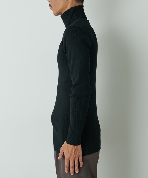 Lui's（ルイス）の「スリムタートルニット（ニット/セーター・メンズ・ホワイト/ブラック/ベージュ/ボルドー・SMALL/MEDIUM）」の16枚目の写真