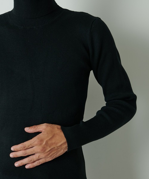 Lui's（ルイス）の「スリムタートルニット（ニット/セーター・メンズ・ホワイト/ブラック/ベージュ/ボルドー・SMALL/MEDIUM）」の18枚目の写真