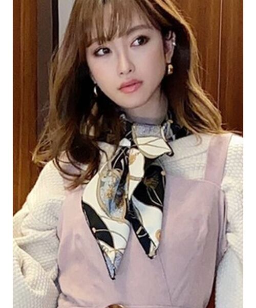 RESEXXY（リゼクシー）の「チェーンパターンスカーフ（バンダナ/スカーフ・レディース・レッド/ブラック・FREE）」の2枚目の写真