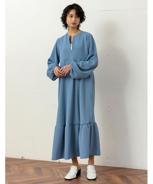 キーネックストレッチティアードワンピース