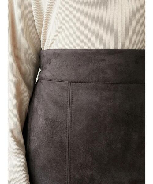 ELENCARE DUE（エレンカーレデュエ）の「・ELENCARE DUE スエードポンチナロースカート＊（スカート・レディース・チャコールグレー/アイボリー/モカ・FREE）」の9枚目の写真