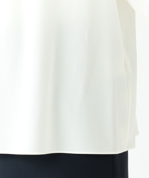 Demi-Luxe BEAMS(デミルクス ビームス)の「Demi-Luxe BEAMS / スタンドネック プルオーバー 22FO(シャツ/ブラウス・レディース・ホワイト・38/36/40)」の11枚目の写真