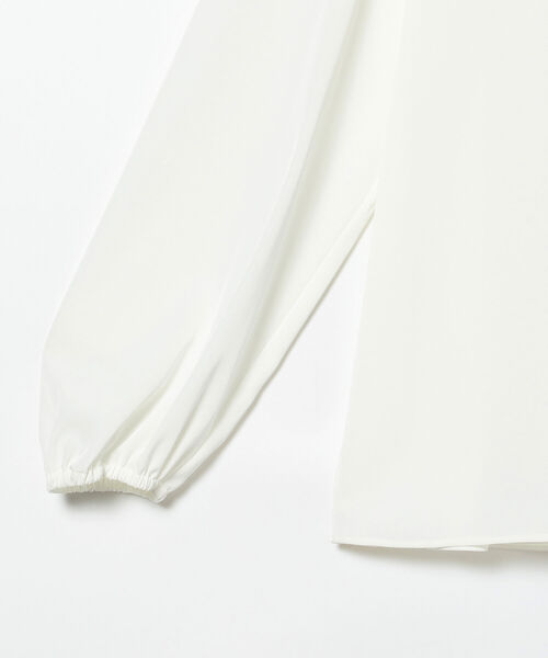 Demi-Luxe BEAMS(デミルクス ビームス)の「Demi-Luxe BEAMS / スタンドネック プルオーバー 22FO(シャツ/ブラウス・レディース・ホワイト・38/36/40)」の17枚目の写真