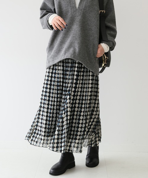 SLOBE IENA(スローブイエナ)の「Geometricランダムプリーツスカート【ウエストゴム】◆(スカート・レディース・ブラウン/ブラック系その他・FREE)」の1枚目の写真