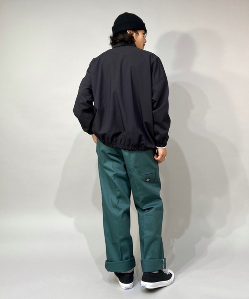 ELEMENT(エレメント)の「ELEMENT/エレメント ワンポイント ビッグシルエット コーチジャケット BC021-101(ナイロンジャケット・メンズ・ブラック/グリーン/ブルー・M/L/XL)」の12枚目の写真