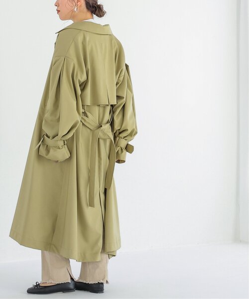 RAY CASSIN（レイカズン）の「ボリュームトレンチコート（トレンチコート・レディース・グリーン/オレンジ/グレイッシュベージュ/ベージュ・FREE）」の5枚目の写真