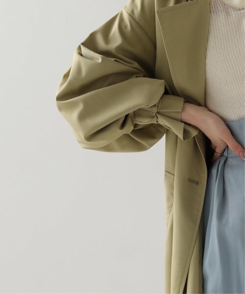 RAY CASSIN（レイカズン）の「ボリュームトレンチコート（トレンチコート・レディース・グリーン/オレンジ/グレイッシュベージュ/ベージュ・FREE）」の10枚目の写真