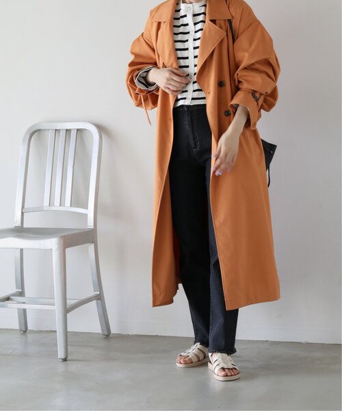 RAY CASSIN（レイカズン）の「ボリュームトレンチコート（トレンチコート・レディース・グリーン/オレンジ/グレイッシュベージュ/ベージュ・FREE）」の20枚目の写真