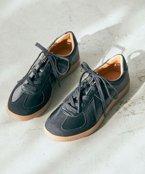 coen(コーエン)の「【ウィメンズ】ALLROUNDオールドトレーナー(スニーカー・レディース・ホワイト/ブラック・SMALL/LARGE/MEDIUM/X-LARGE)」の1枚目の写真