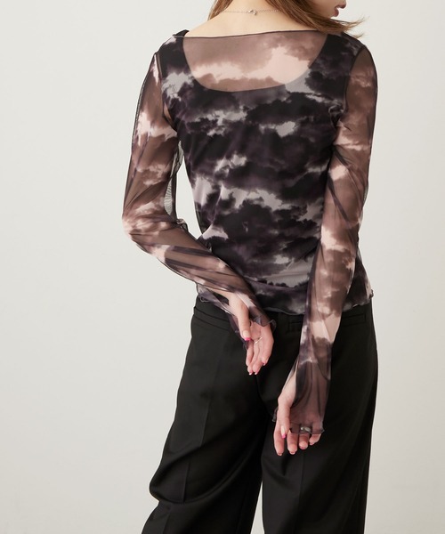 Keeepy(キーピー)の「【Keeepy】tulle diagonal button design ensemble pullover with tank top(Tシャツ/カットソー・レディース・ブラック/ブラック系その他・FREE)」の22枚目の写真