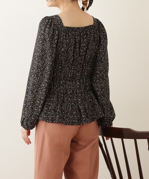 N.（N. Natural Beauty Basic）（エヌエヌナチュラルビューティーベーシック）の「◆シャーリングスクエアブラウス（シャツ/ブラウス・レディース・ホワイト系その他/ブラック系その他/ブルー系その他・MEDIUM）」の14枚目の写真