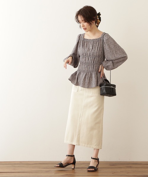 N.（N. Natural Beauty Basic）（エヌエヌナチュラルビューティーベーシック）の「◆シャーリングスクエアブラウス（シャツ/ブラウス・レディース・ホワイト系その他/ブラック系その他/ブルー系その他・MEDIUM）」の8枚目の写真