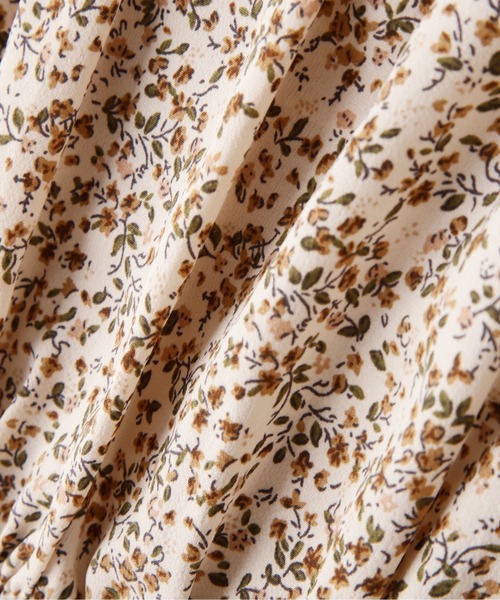 N.（N. Natural Beauty Basic）（エヌエヌナチュラルビューティーベーシック）の「◆シャーリングスクエアブラウス（シャツ/ブラウス・レディース・ホワイト系その他/ブラック系その他/ブルー系その他・MEDIUM）」の21枚目の写真