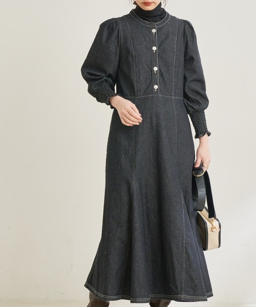 natural couture（ナチュラルクチュール）の「ボリュームデザインスリーブデニムワンピース（ワンピース・レディース・オフホワイト/ブラック/インディゴブルー・FREE）」の3枚目の写真